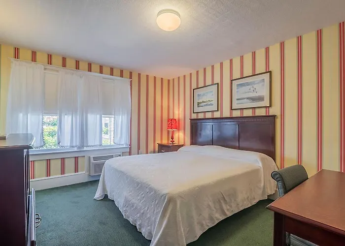 Atlantic Hotel, Inc Hotel *